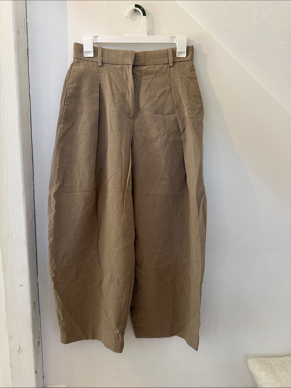 Mango Barrel-Leg Pleated Chinos in Khaki
